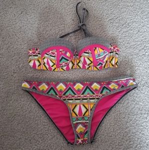 BNWOT Next Tribal Geometric Bikini Set Padded